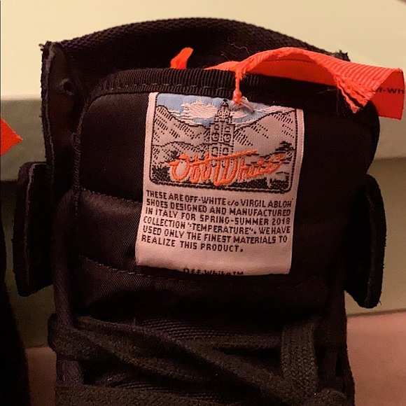 Off-White c/o Virgil Abloh Court Sneaker - NEW